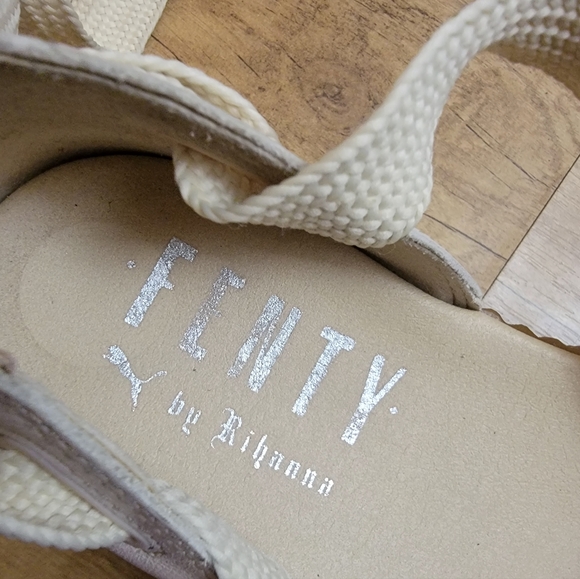 PUMA X FENTY BY RIHANNA BOW CREEPER SANDAL - Picture 9 of 12